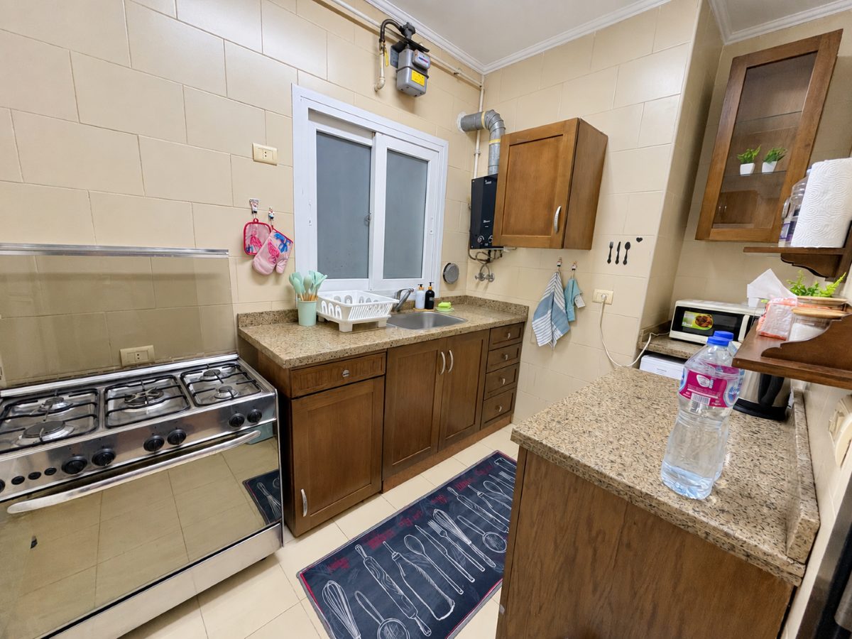 Gas cooker and oven, sink and kitchen worktops