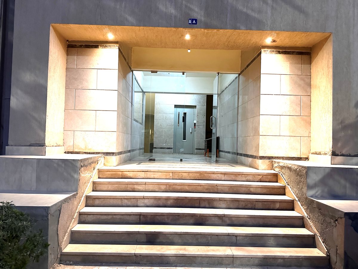 Closer view of the steps at the building entrance